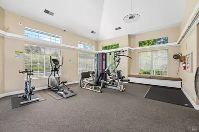 567 E Jasmine Circle, Santa Rosa, CA 95407 - Photo 30
