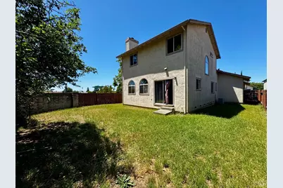 1001 Camellia Court, Suisun City, CA 94585 - Photo 4
