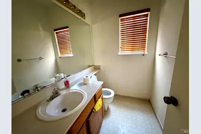 1001 Camellia Court, Suisun City, CA 94585 - Photo 20