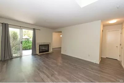 7 Meridian Circle, Rohnert Park, CA 94928 - Photo 2