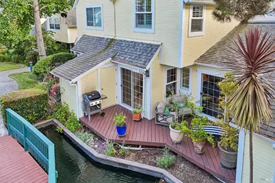 260 Marina Village Way, Benicia, CA 94510 - Photo 32