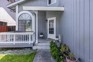 7510 Monet Pl, Rohnert Park, CA 94928 - Photo 2