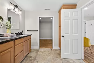 10999 Old Redwood Highway, Windsor, CA 95492 - Photo 26