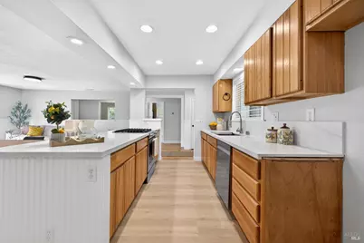 10999 Old Redwood Highway, Windsor, CA 95492 - Photo 18