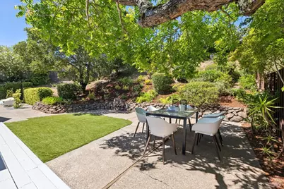 24 Mount Diablo Circle, San Rafael, CA 94903 - Photo 6