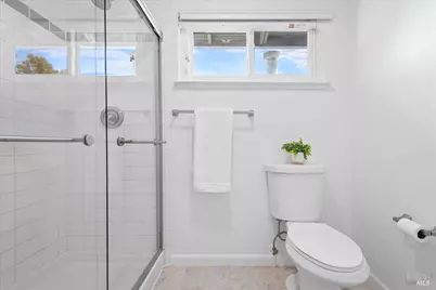 1194 Halyard Drive, Santa Rosa, CA 95401 - Photo 32