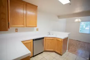 1549 Monarch Pl, Rohnert Park, CA 94928 - Photo 10