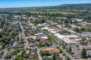 436 Center St, Healdsburg, CA 95448 - Photo 32