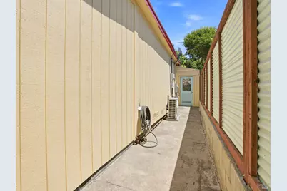 17190 Cedar Avenue, Sonoma, CA 95476 - Photo 42