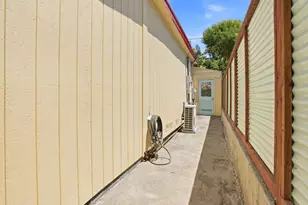 17190 Cedar Ave, Sonoma, CA 95476 - Photo 42