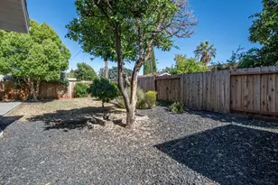 381 Lily St, Fairfield, CA 94533 - Photo 46