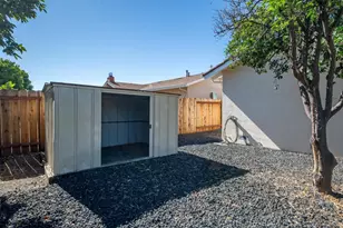 381 Lily St, Fairfield, CA 94533 - Photo 48