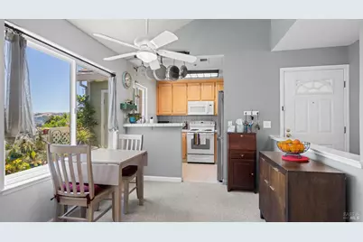 735 Buchanan Street #214, Benicia, CA 94510 - Photo 6