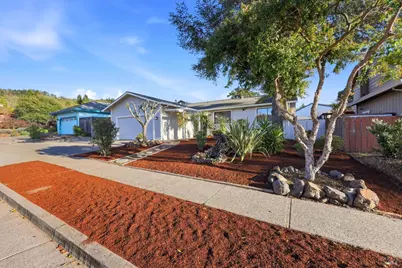 4906 Fernglen Drive, Santa Rosa, CA 95405 - Photo 4