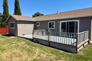 1012 Whooper Way, Suisun City, CA 94585 - Photo 20