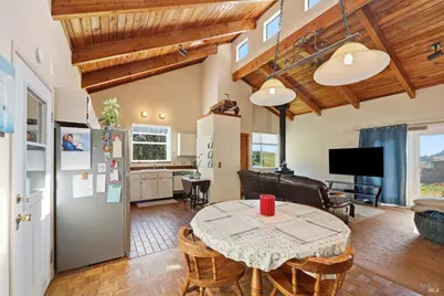 7470 Roblar Road, Petaluma, CA 94952 - Photo 14