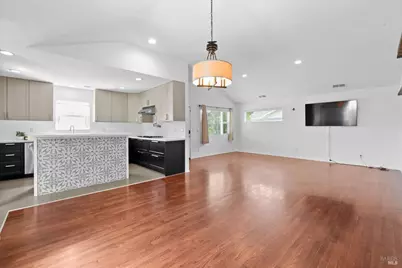 419 N Washington Street, Cloverdale, CA 95425 - Photo 4