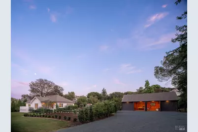 555 Magnolia Avenue, Petaluma, CA 94952 - Photo 2