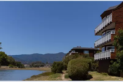 120 Seminary Drive #2E, Mill Valley, CA 94941 - Photo 18