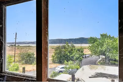 705 E 6th Street, Benicia, CA 94510 - Photo 18