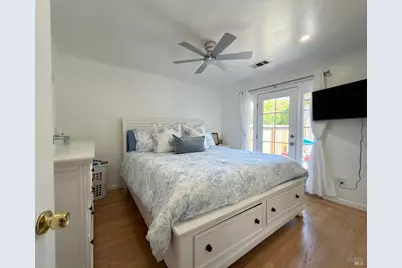 1858 Hemlock Street, Napa, CA 94559 - Photo 18
