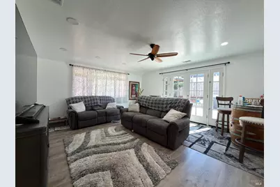 1858 Hemlock Street, Napa, CA 94559 - Photo 12