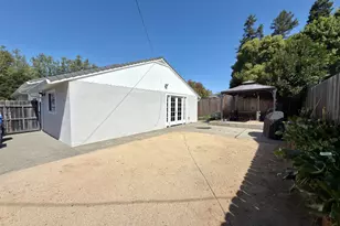 1858 Hemlock St, Napa, CA 94559 - Photo 30