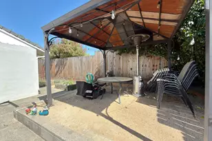 1858 Hemlock St, Napa, CA 94559 - Photo 28