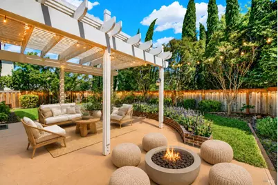 582 Picasso Court, Fairfield, CA 94534 - Photo 6