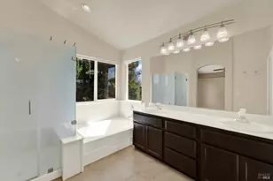 582 Picasso Ct, Fairfield, CA 94534 - Photo 28
