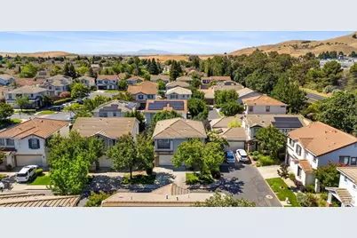 170 Chimney Rock Drive, Vacaville, CA 95687 - Photo 44