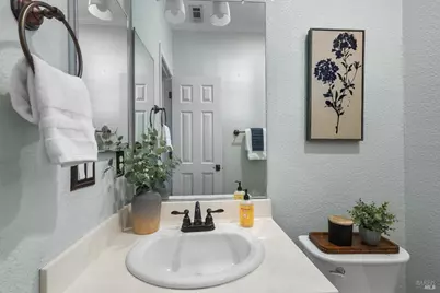 170 Chimney Rock Drive, Vacaville, CA 95687 - Photo 8