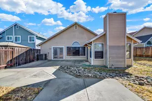 2405 Topgallant Ct, Fairfield, CA 94534 - Photo 8