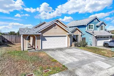 2405 Topgallant Court, Fairfield, CA 94534 - Photo 2