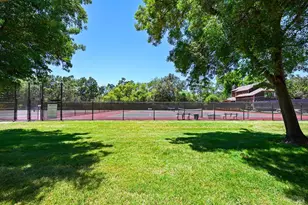 9211 Lakewood Dr, Windsor, CA 95492 - Photo 42