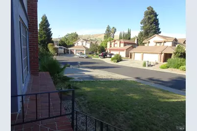 2923 Eucalyptus Court, Fairfield, CA 94533 - Photo 10