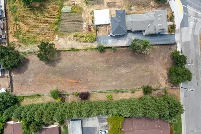 107 South Street, Cloverdale, CA 95425 - Photo 1
