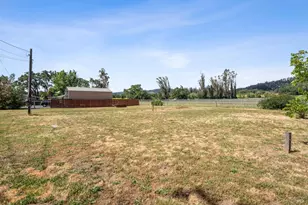 1681 Oak Grove Dr, Redwood Valley, CA 95470 - Photo 26