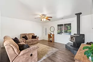 1681 Oak Grove Dr, Redwood Valley, CA 95470 - Photo 14