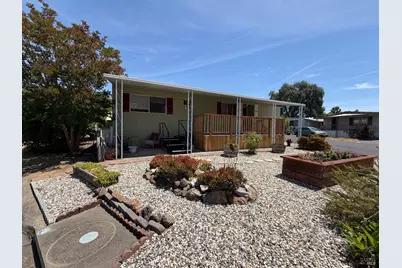 80 Coronado Circle, Santa Rosa, CA 95409 - Photo 4