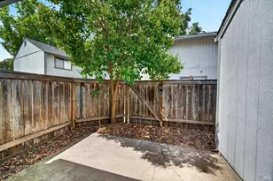 457 Occidental Cir, Santa Rosa, CA 95401 - Photo 32