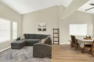 1106 Charter Ln, Fairfield, CA 94533 - Photo 8