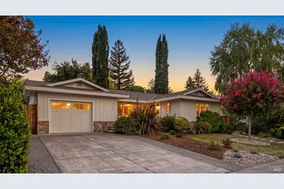 1739 Park Street, Saint Helena, CA 94574 - Photo 1