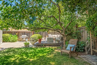 1739 Park Street, Saint Helena, CA 94574 - Photo 32