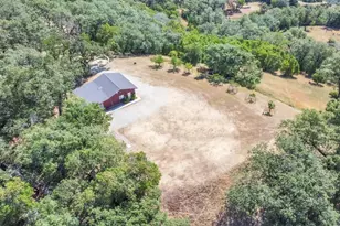 12000 Valley View Dr, Ukiah, CA 95482 - Photo 2