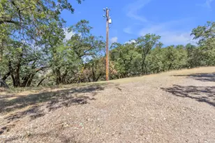 12000 Valley View Dr, Ukiah, CA 95482 - Photo 46