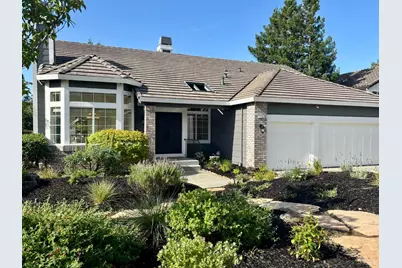 110 Samrose Drive, Novato, CA 94945 - Photo 2