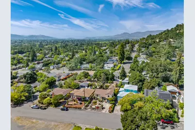 308 E Berna Avenue, Napa, CA 94559 - Photo 28