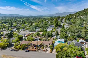 308 E Berna Ave, Napa, CA 94559 - Photo 28