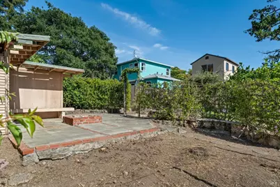308 E Berna Avenue, Napa, CA 94559 - Photo 22